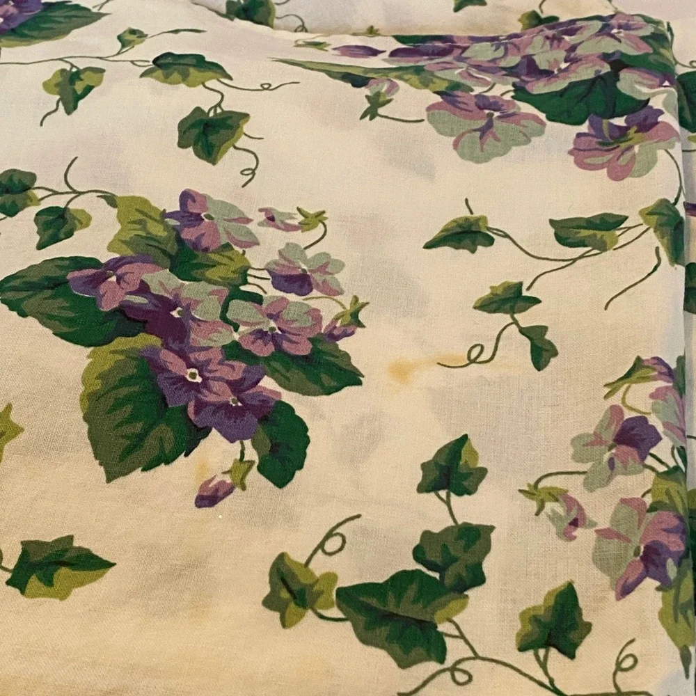 Waverly Garden Room Napkins Set of 10 White Purple Floral Pansy Ivy Good 18x18